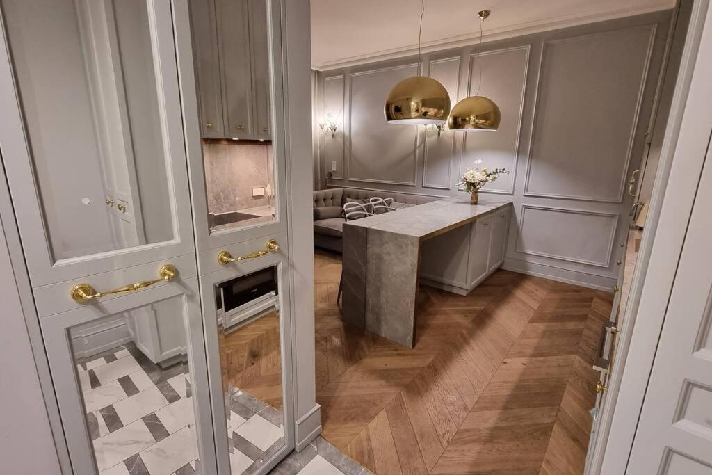 Luxury Garden Apartment Warszawa Zewnętrze zdjęcie