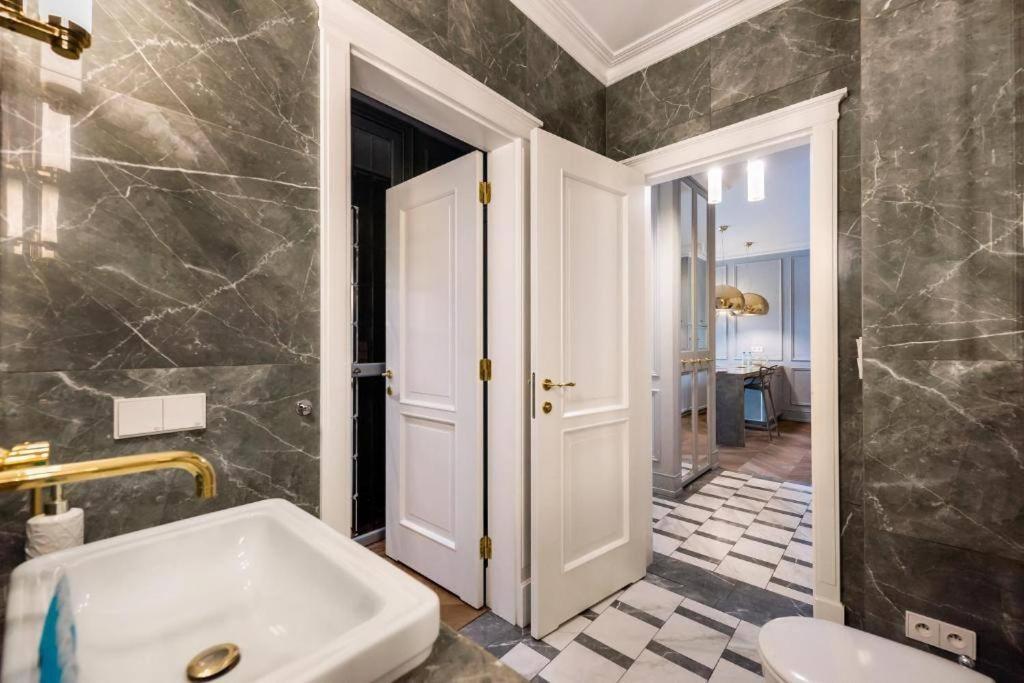 Luxury Garden Apartment Warszawa Zewnętrze zdjęcie